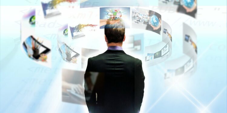 What are the 4 types of cloud computing?