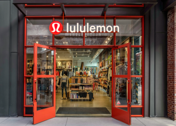 Lululemon Review: The Most Protective And Comfortable Sportswear & Yoga wear
