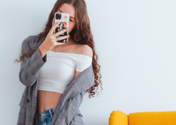 How To Pick The Perfect Women’s Tops For All Body Types