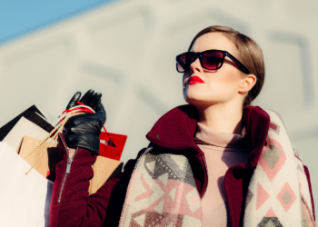 Revolutionizing the Fashion Industry: The Trend of Buying Clothes Online