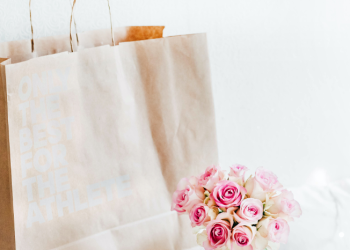 Mother’s Day Gift Guide: 7 Women’s Wear Ideas Your Mom Will Love