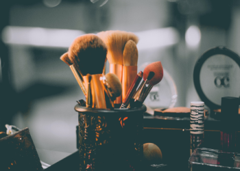 From Day to Night: Versatile Make Up Products You Need in Your Kit