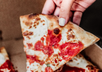 From Crust to Toppings: The Secret to Pizza Hut’s Irresistible Pizzas