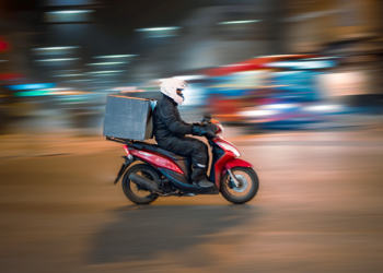 Convenient and Delicious: Exploring the Benefits of Home Delivery Services for Foodies