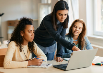 Lingualeo Website Review: The Ideal Companion for Personalized Language Learning