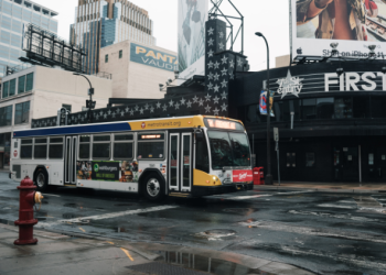 Simplify Your Travel Plans: How to Use Vexere Website to Check Bus Services