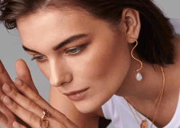 Discover a World of Exquisite Jewelry Pieces at Jomashop Online Store