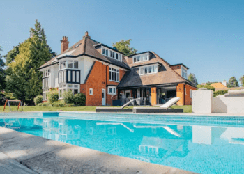 Why Holidu is the Go-To Website for Booking Holiday Homes