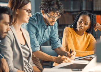 Personalized Learning Experiences: How Online Platforms Cater to Individual Needs