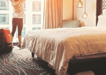 Why Booking a Hostel or Apartment Can Enhance Your Travel Experience