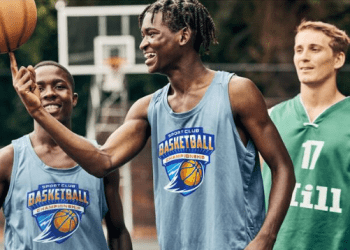 Where to Buy Affordable Jerseys and T-Shirts for Your Favorite Teams