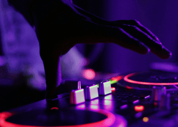 DistroKid Website Review: The Ultimate Platform for Unlimited Music Uploads