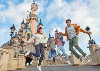 Why AttractionTickets Should Be Your Go-To for Theme Park Deals