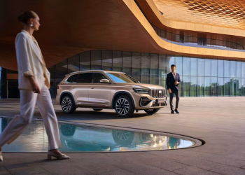 Auto Europe Car Rental Booking: Comparing Vehicles, Rental Conditions, and European Road Trips